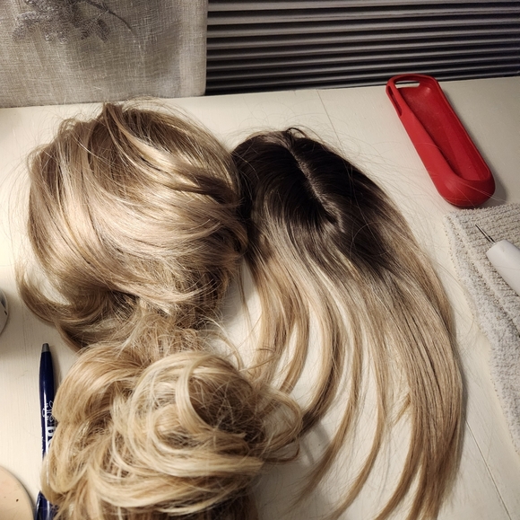 Paula Young Perfect Pouf Pony in 24/14 Ashy Blonde NWT - Picture 1 of 1